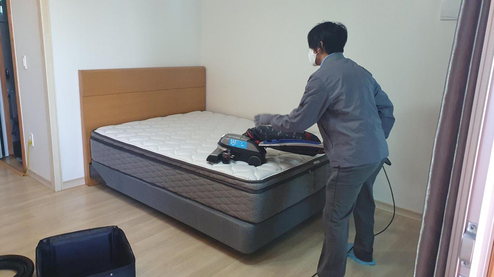 Wind Jeju Cafe&Pension Seogwipo Bagian luar foto