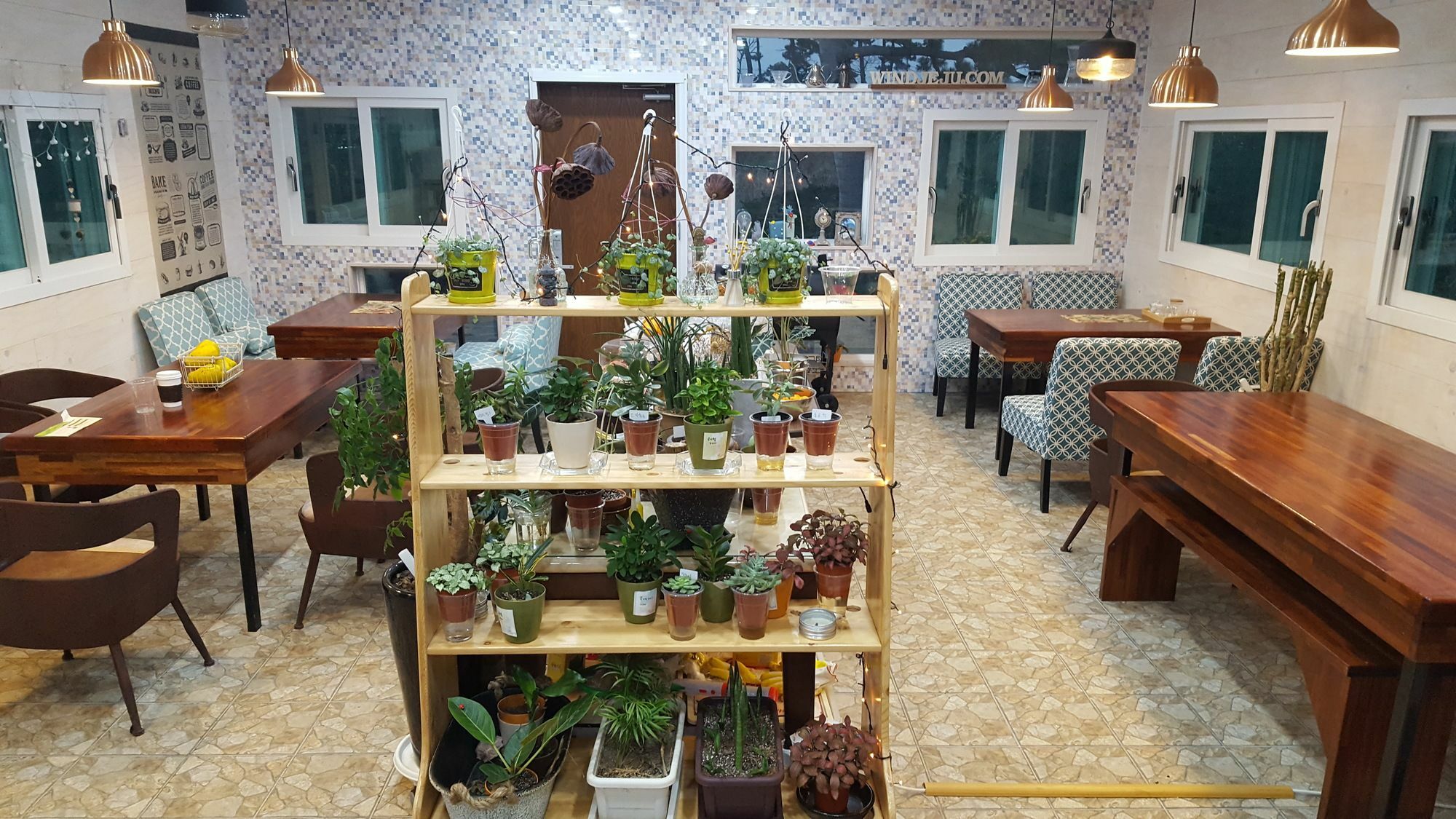 Wind Jeju Cafe&Pension Seogwipo Bagian luar foto