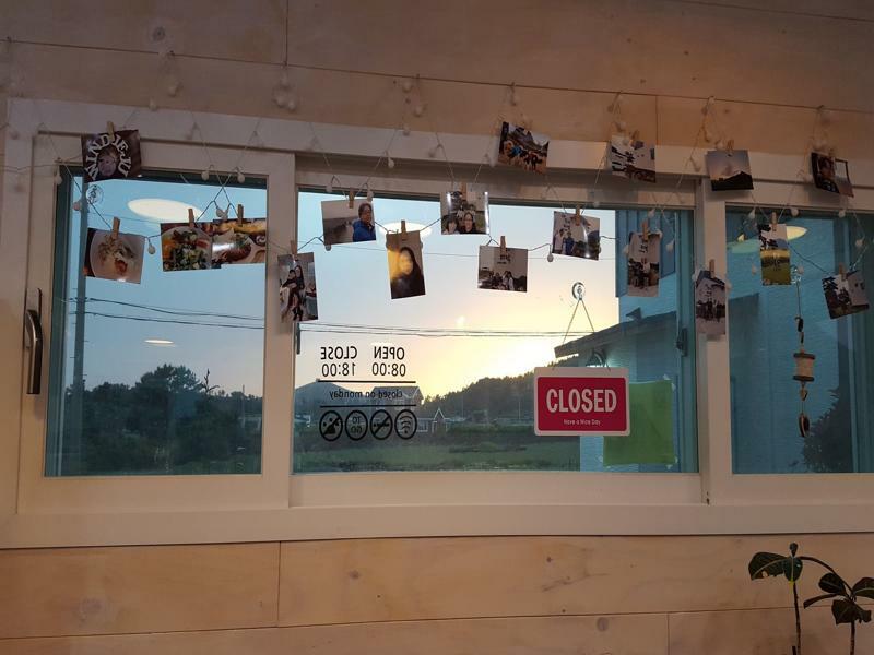 Wind Jeju Cafe&Pension Seogwipo Bagian luar foto